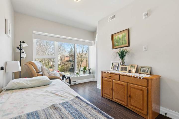 Private Rooms in Montreal